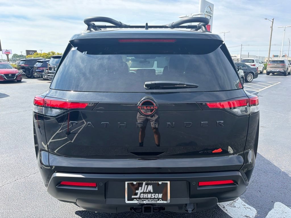 New 2026 Nissan Pathfinder Rock Creek AWD/4WD image 4