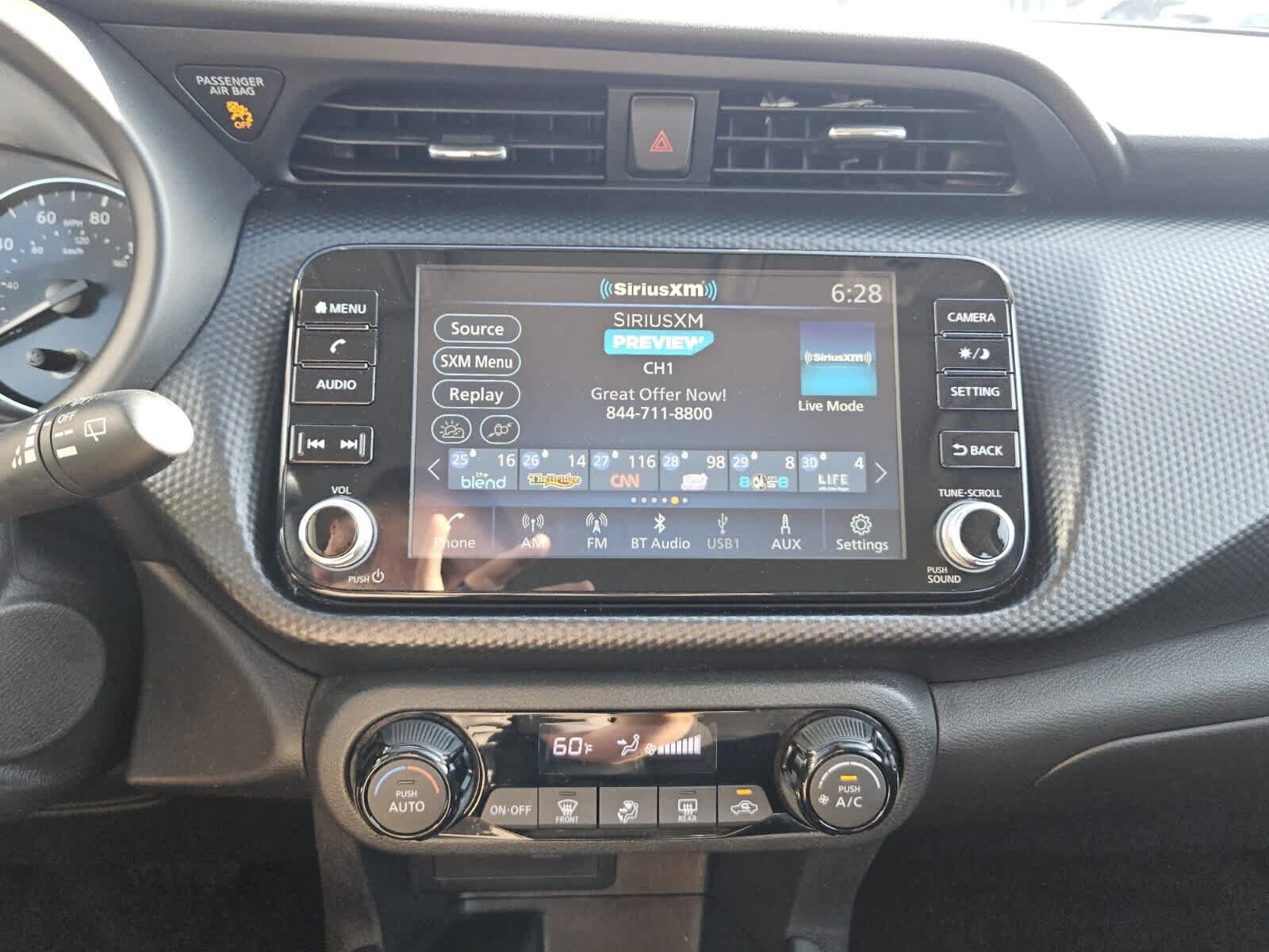 Used 2021 Nissan Kicks SV FWD image 8