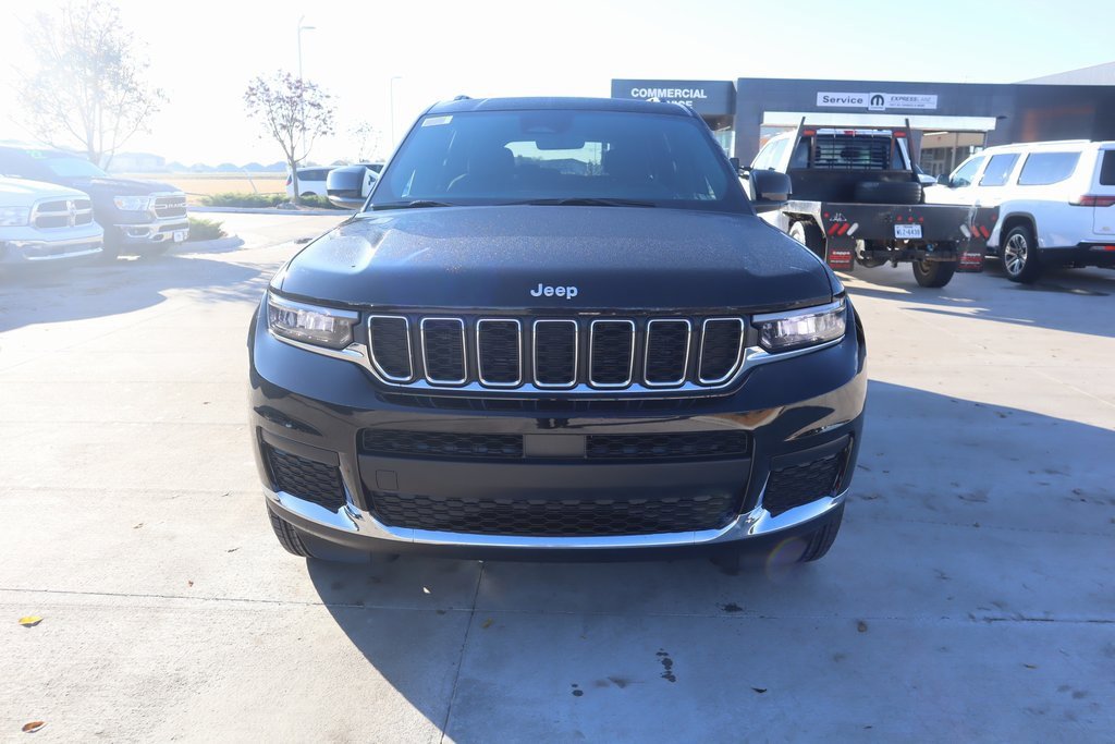 New 2025 Jeep Grand Cherokee L Laredo w/ Luxury Tech Group I image 9
