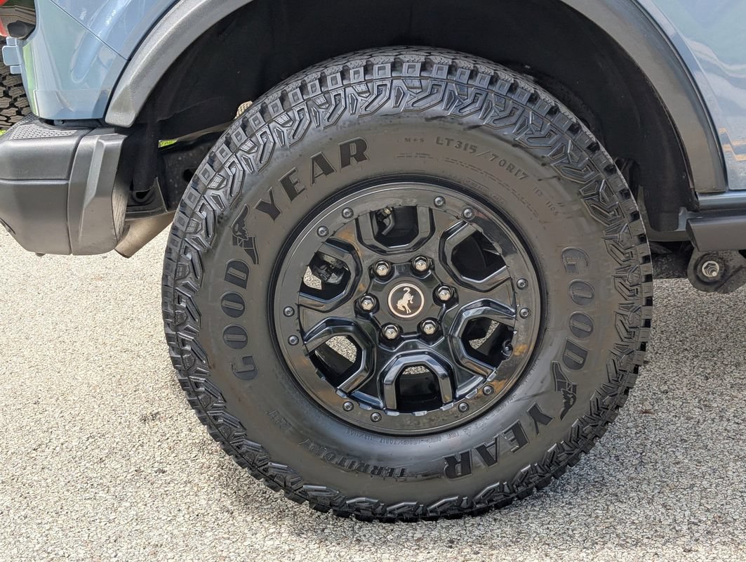 Used 2025 Ford Bronco Badlands AWD/4WD image 29