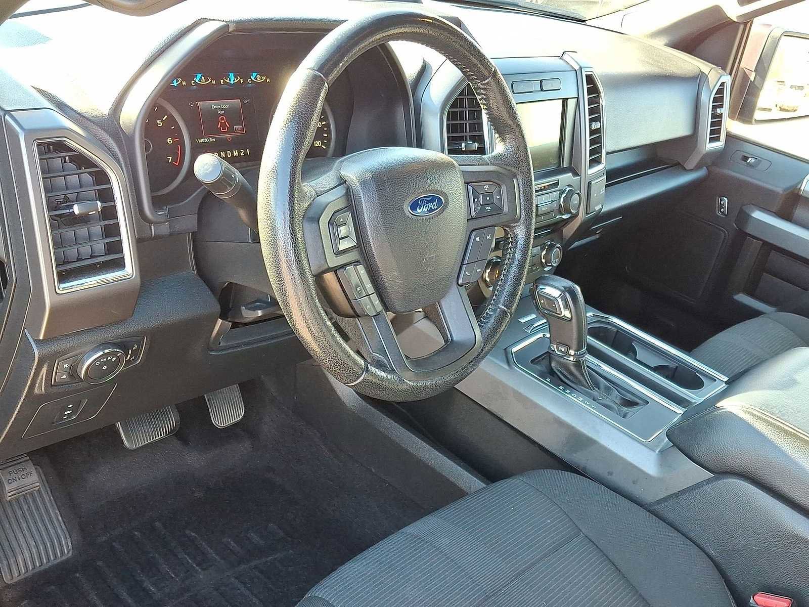 Used 2016 Ford F150 XLT w/ Equipment Group 302A Luxury image 16