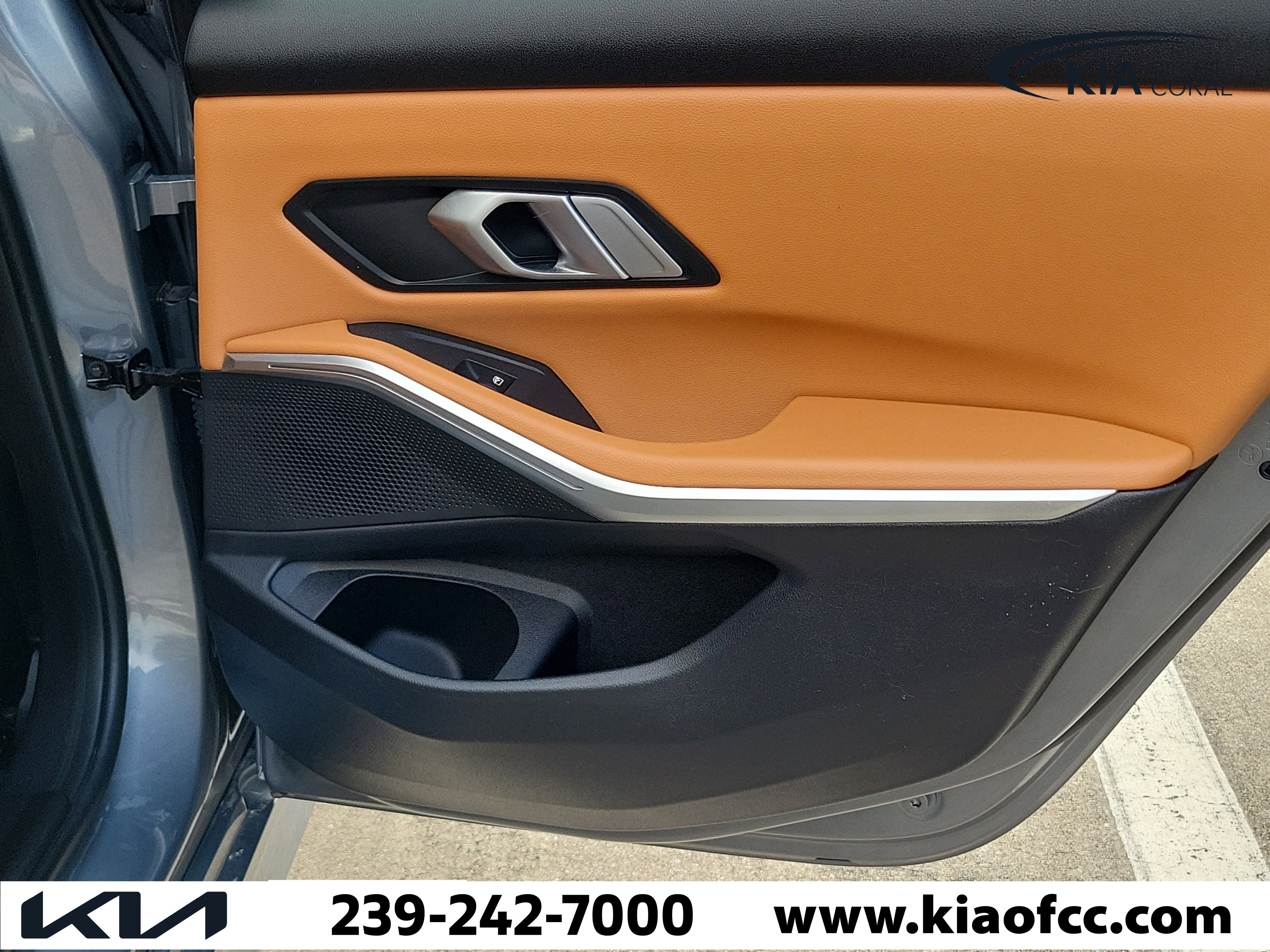 Used 2023 BMW 330i Sedan w/ Convenience Package RWD image 17