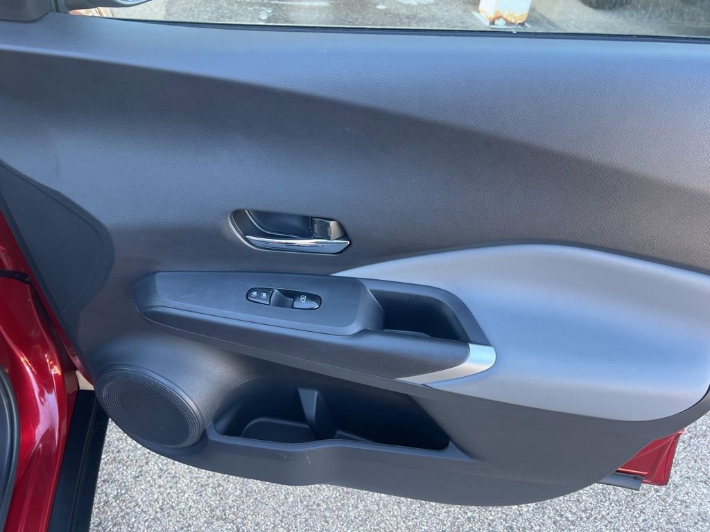 Used 2023 Nissan Kicks SR w/ SR Premium Package image 22