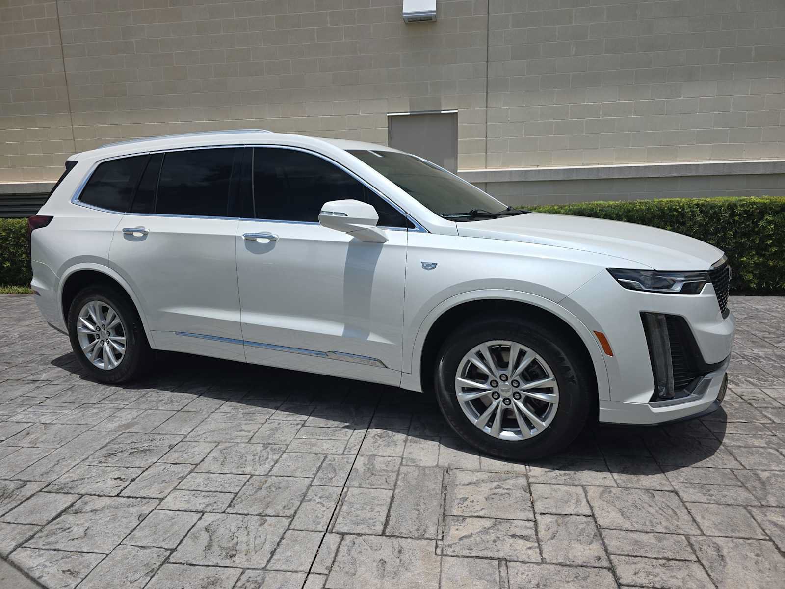 Used 2021 Cadillac XT6 Luxury FWD video 1