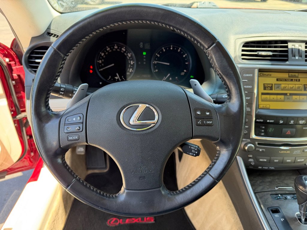 Used 2010 Lexus IS 350C RWD image 21