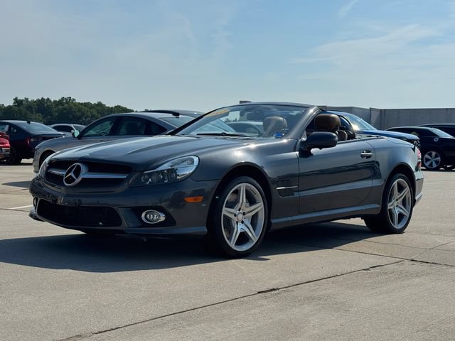 Used 2011 Mercedes-Benz SL 550 image 2