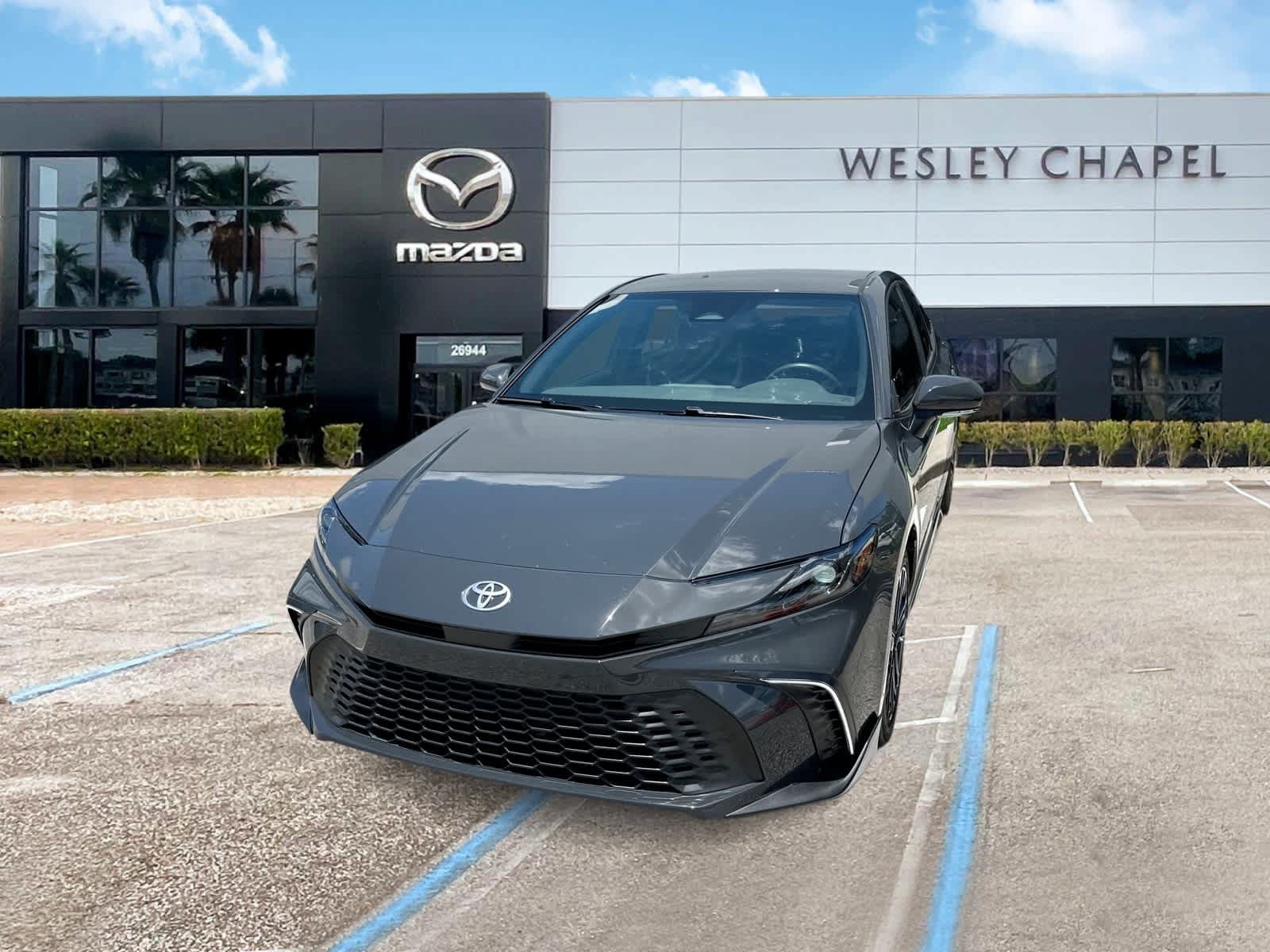 Used 2026 Toyota Camry SE w/ Convenience Package FWD video 1