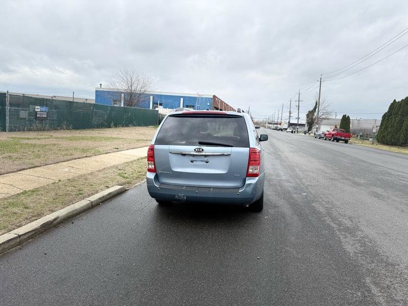 Used 2012 Kia Sedona EX w/ Luxury Pkg image 8