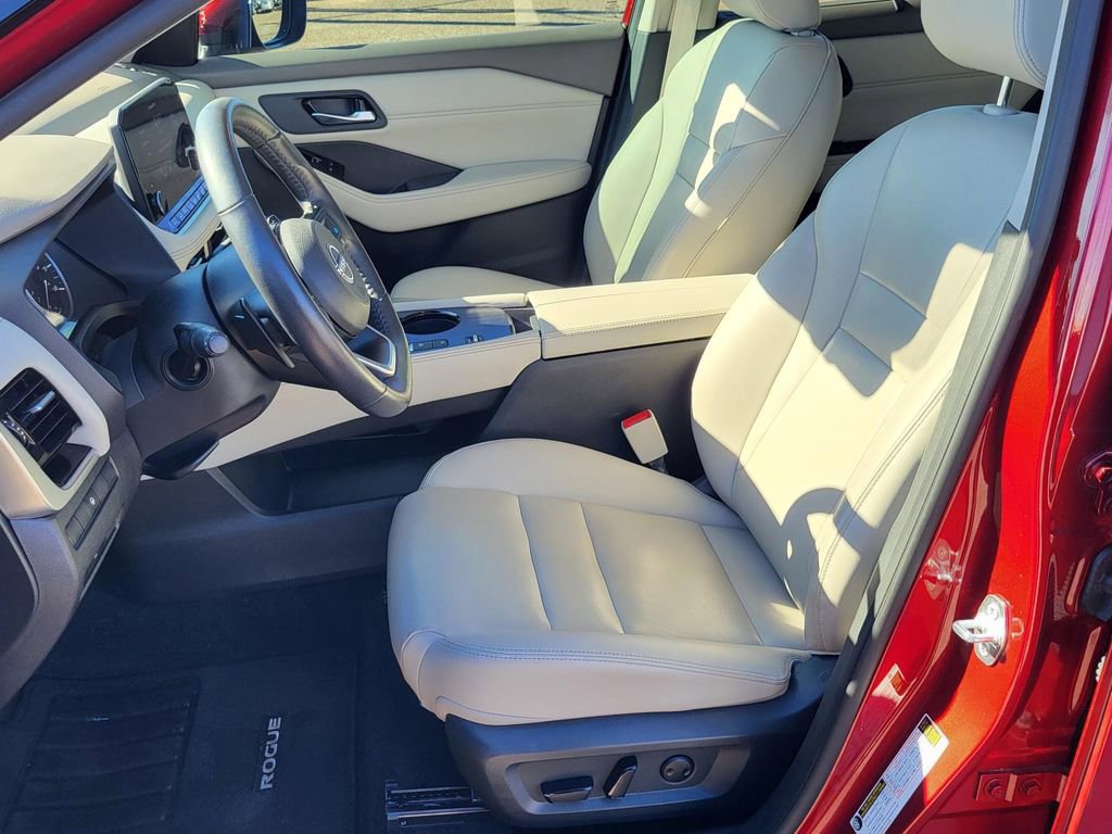 Used 2023 Nissan Rogue SL w/ SL Premium Package image 17