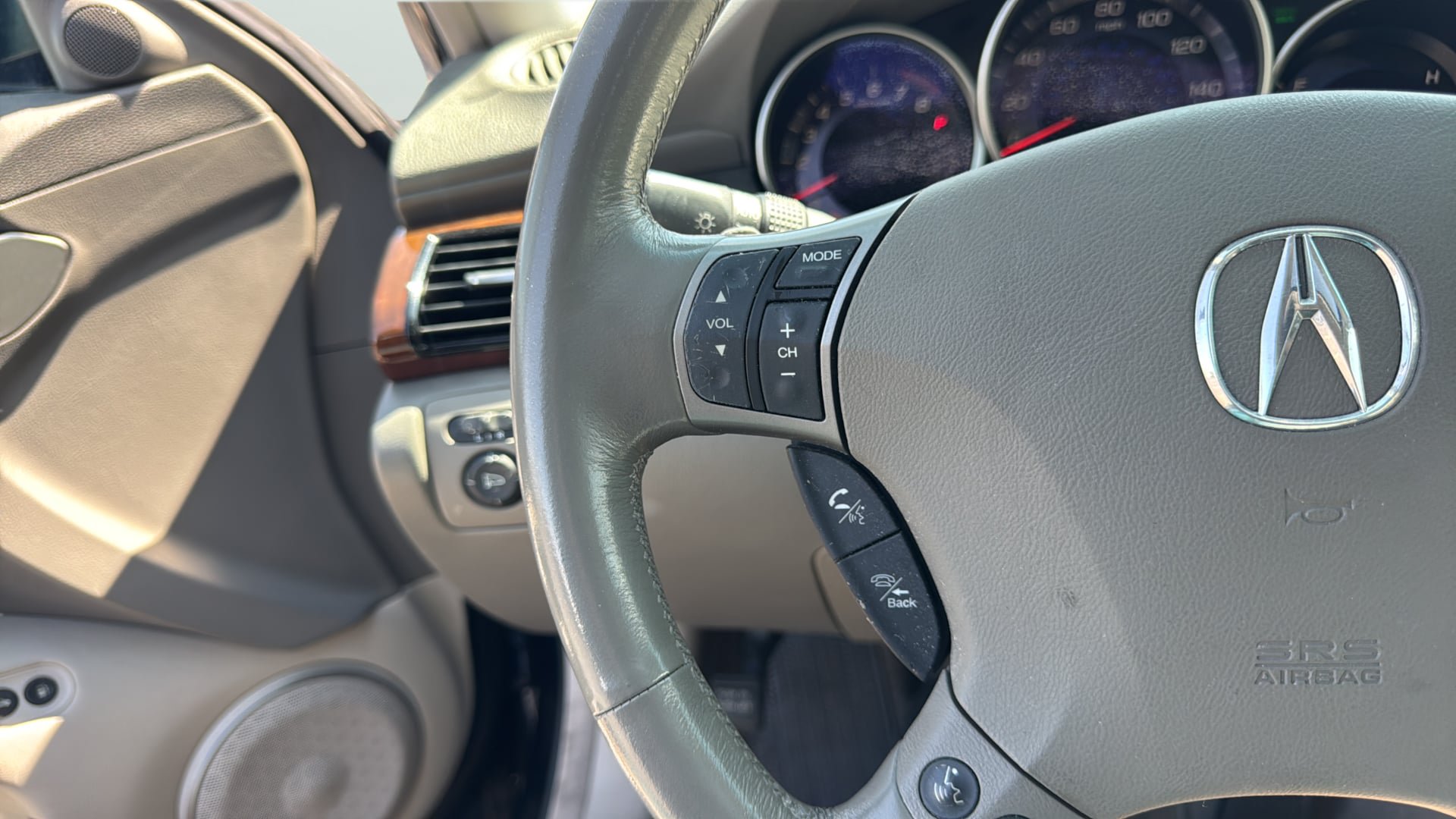 Used 2005 Acura RL AWD/4WD image 27