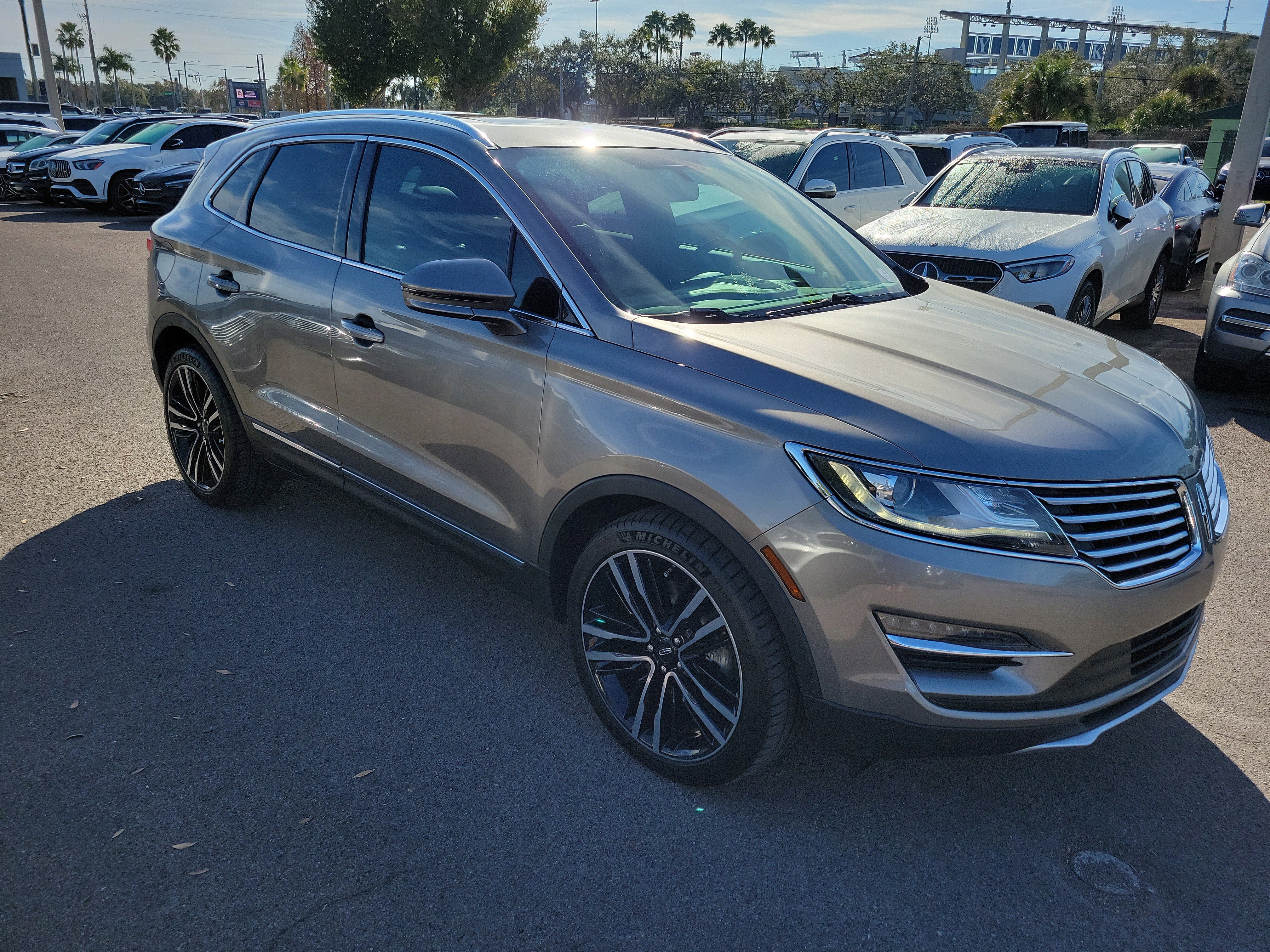 Used 2017 Lincoln MKC Reserve image 2