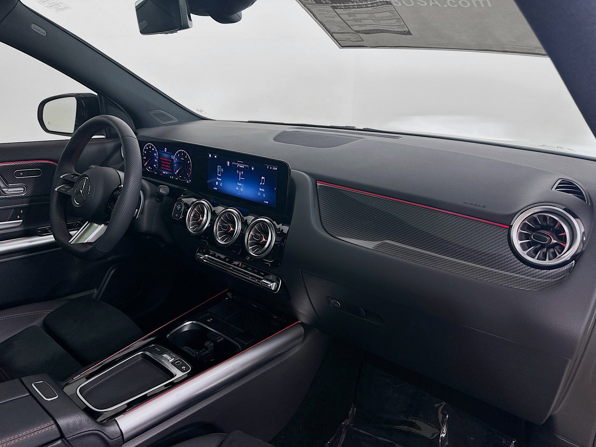 Certified 2025 Mercedes-Benz GLA 250 GLA 250 image 37