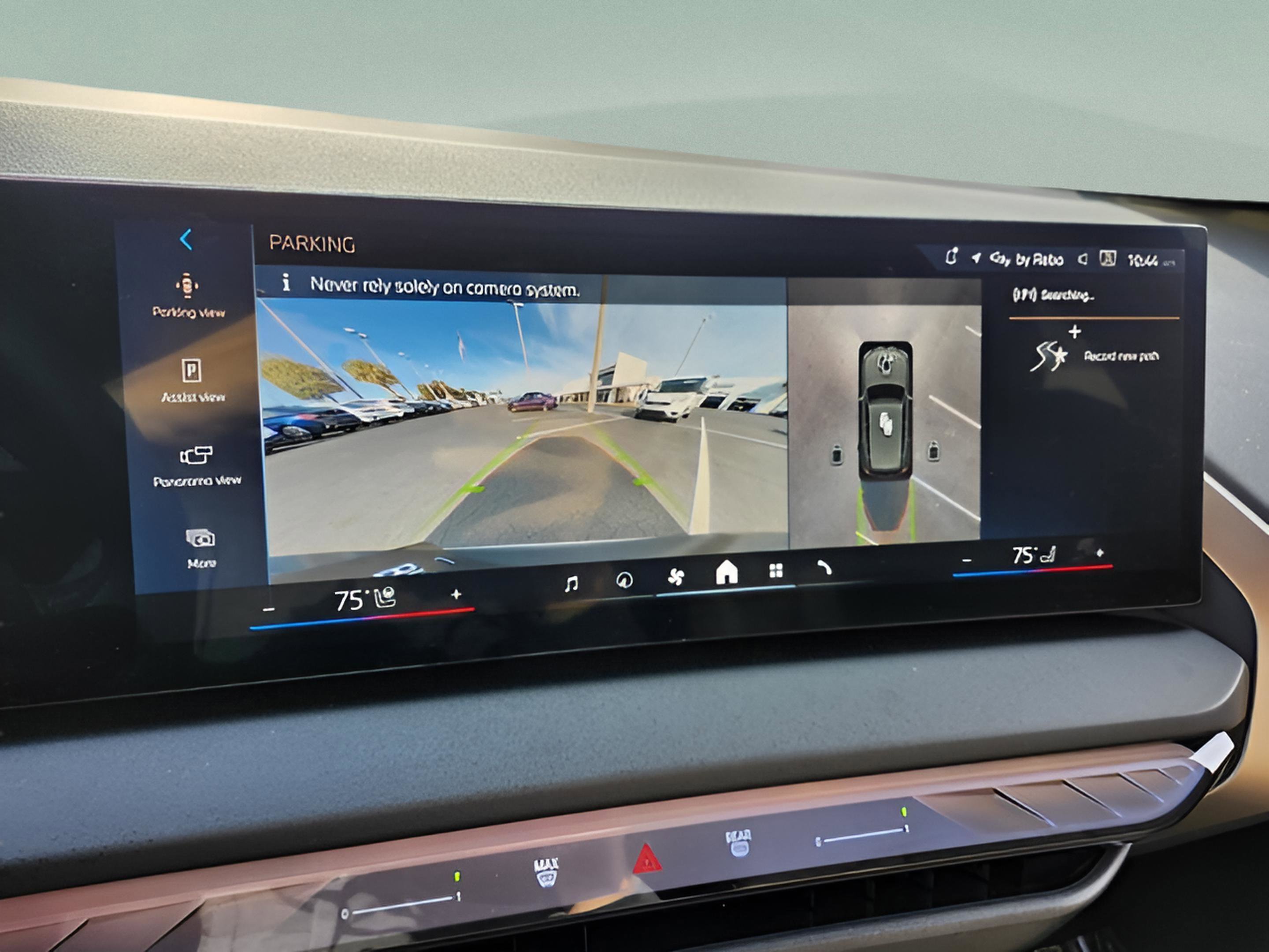 Certified 2025 BMW X3 xDrive30i w/ Premium Package image 37