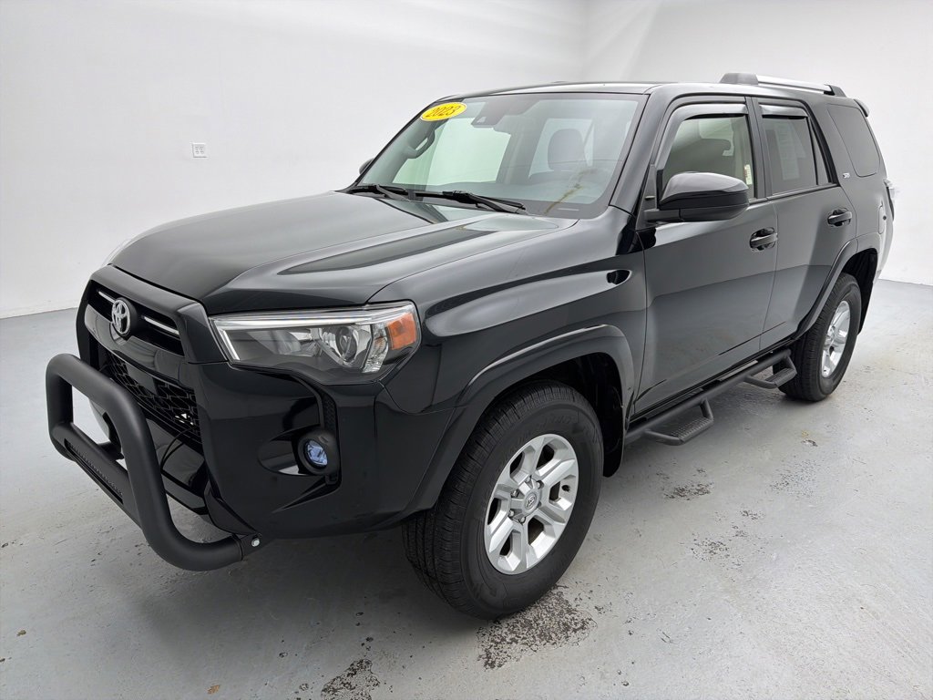Used 2023 Toyota 4Runner SR5 image 5