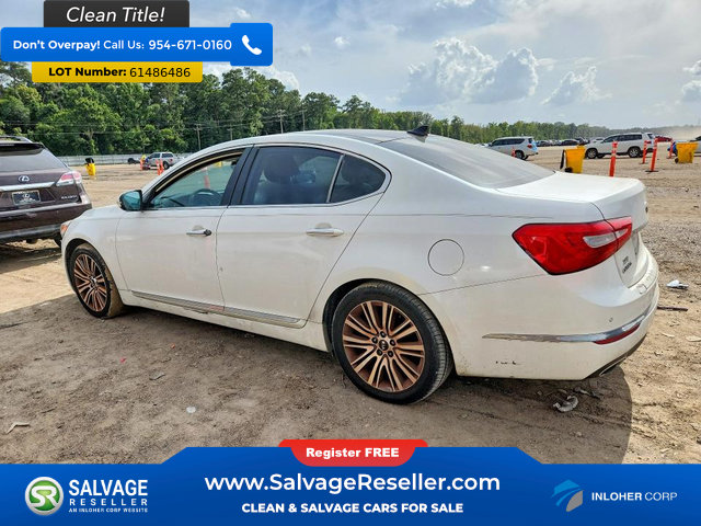 Used 2015 Kia Cadenza Premium w/ Luxury Package FWD image 3