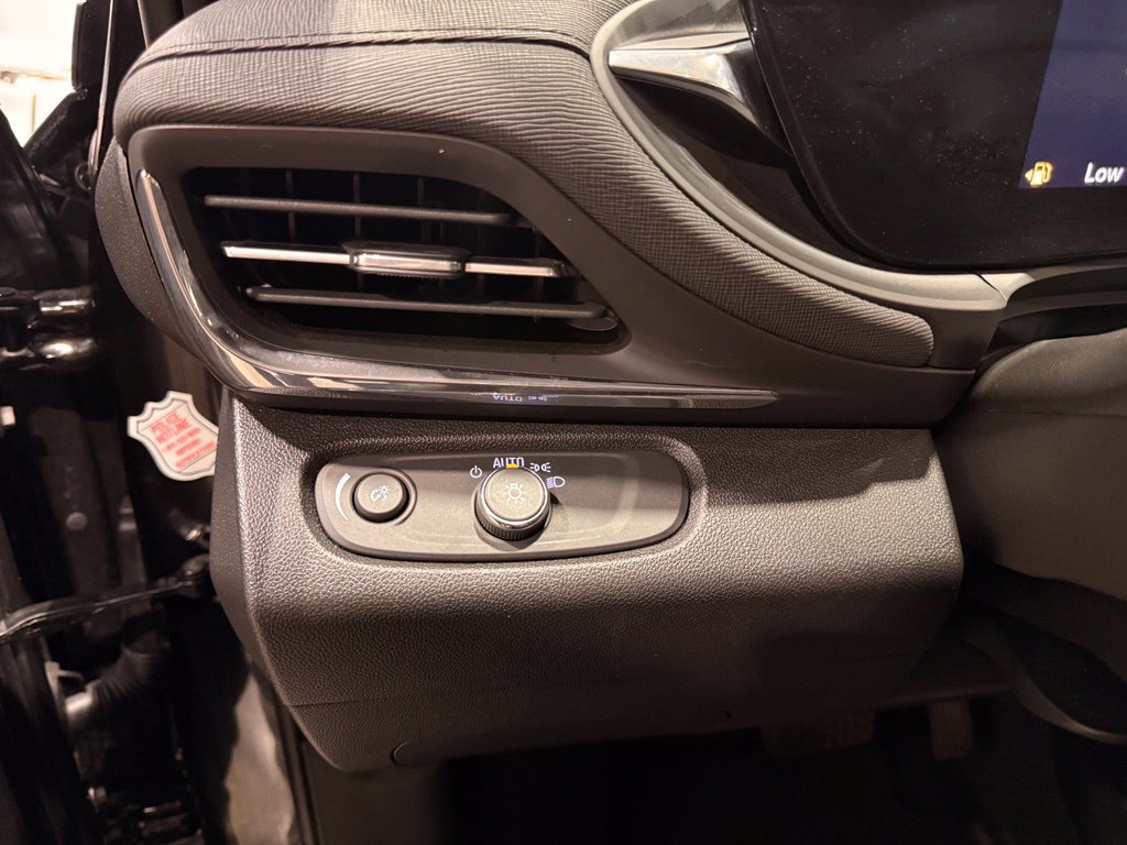 Used 2026 Buick Envista Preferred FWD image 14