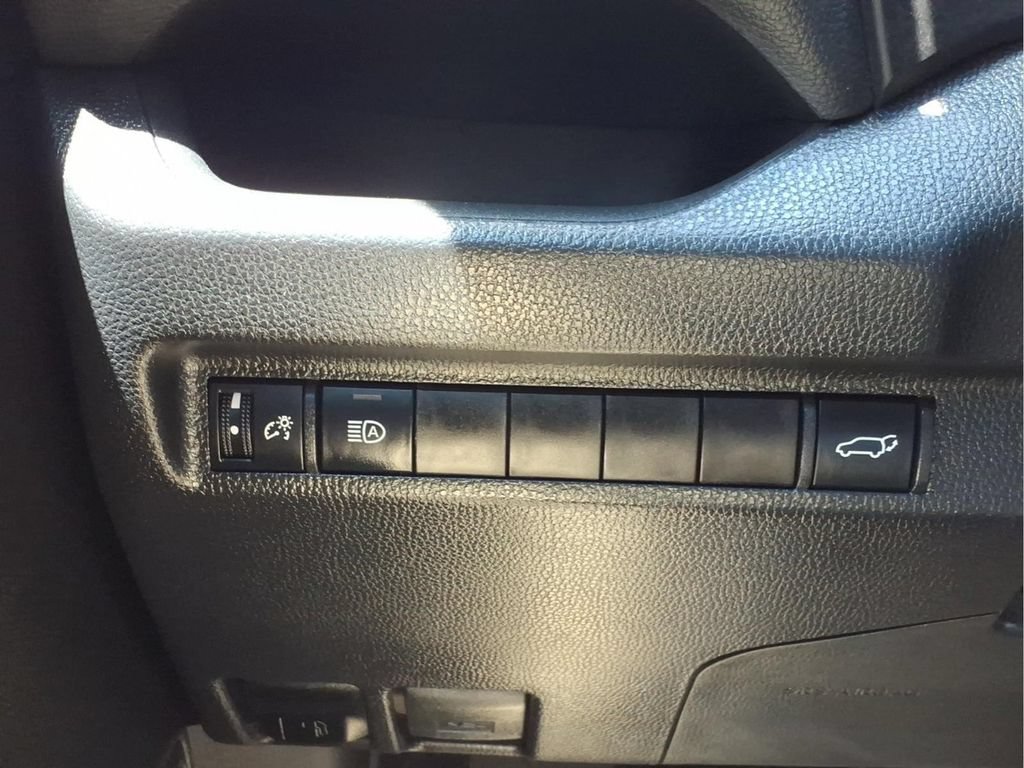 Used 2024 Toyota RAV4 XLE w/ Convenience Package FWD image 19