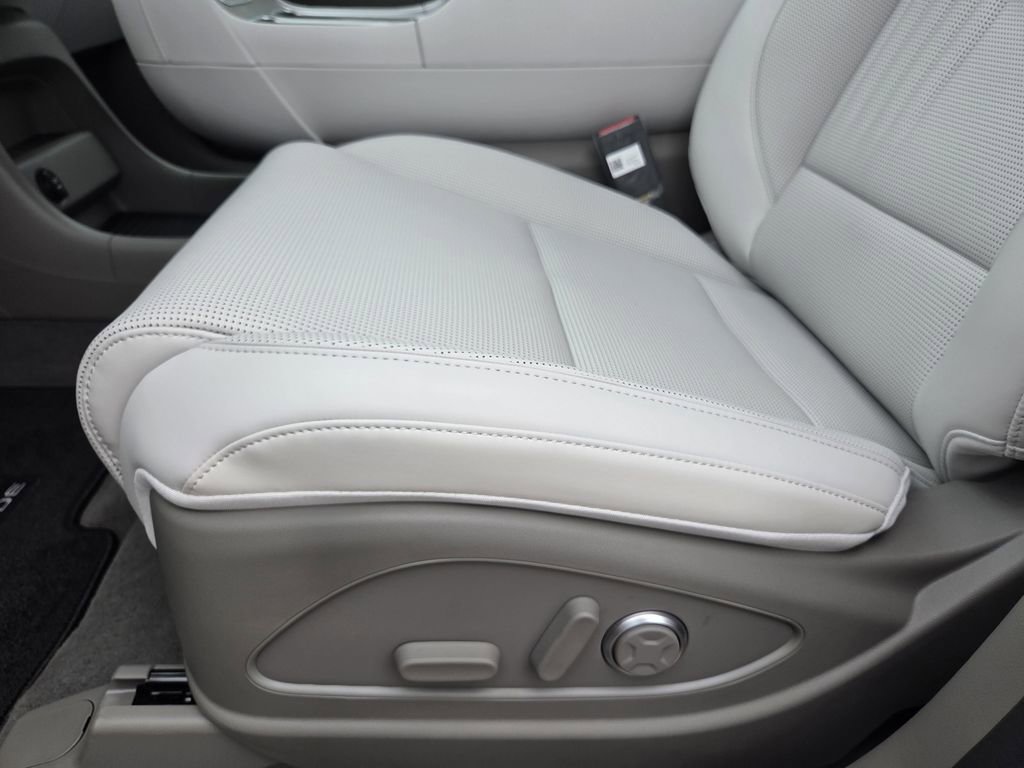 New 2026 Hyundai Palisade SEL Premium FWD image 14