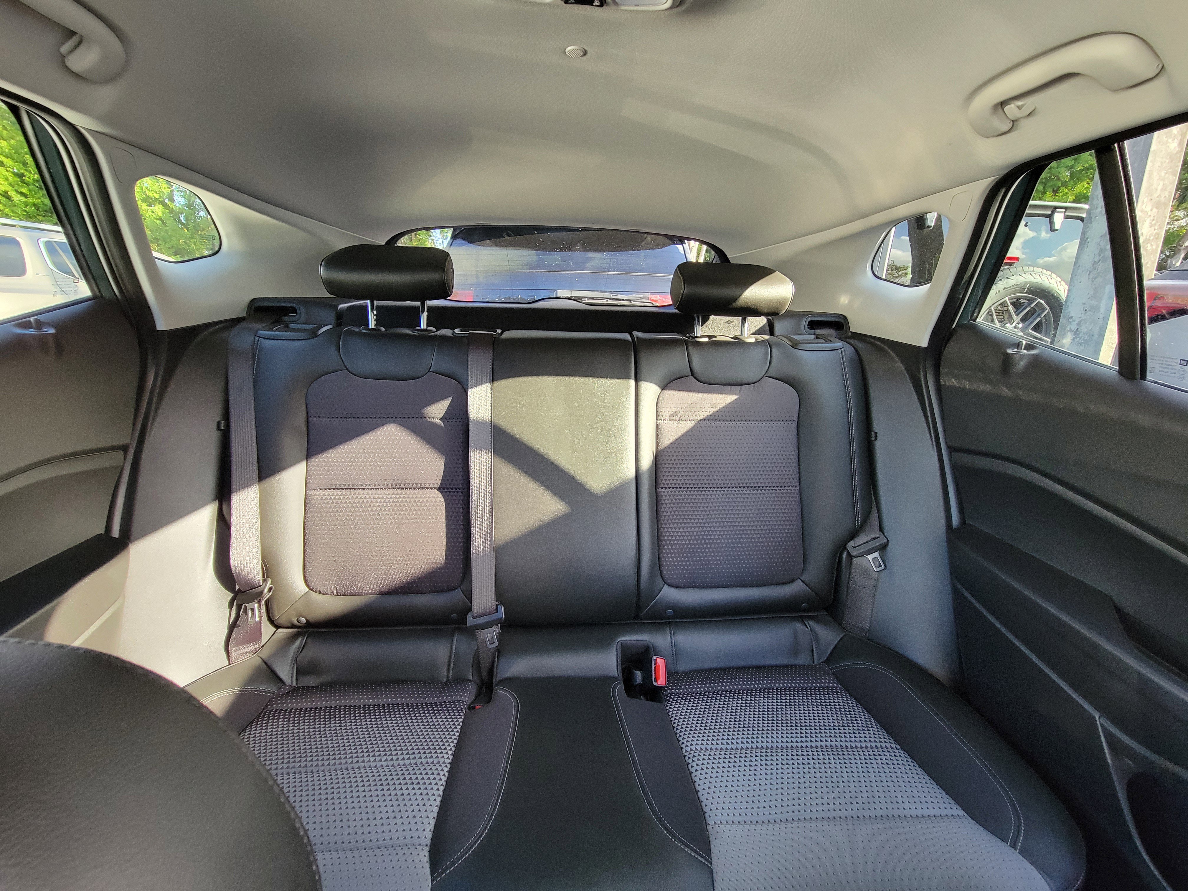Used 2025 Chevrolet Trax LT image 14