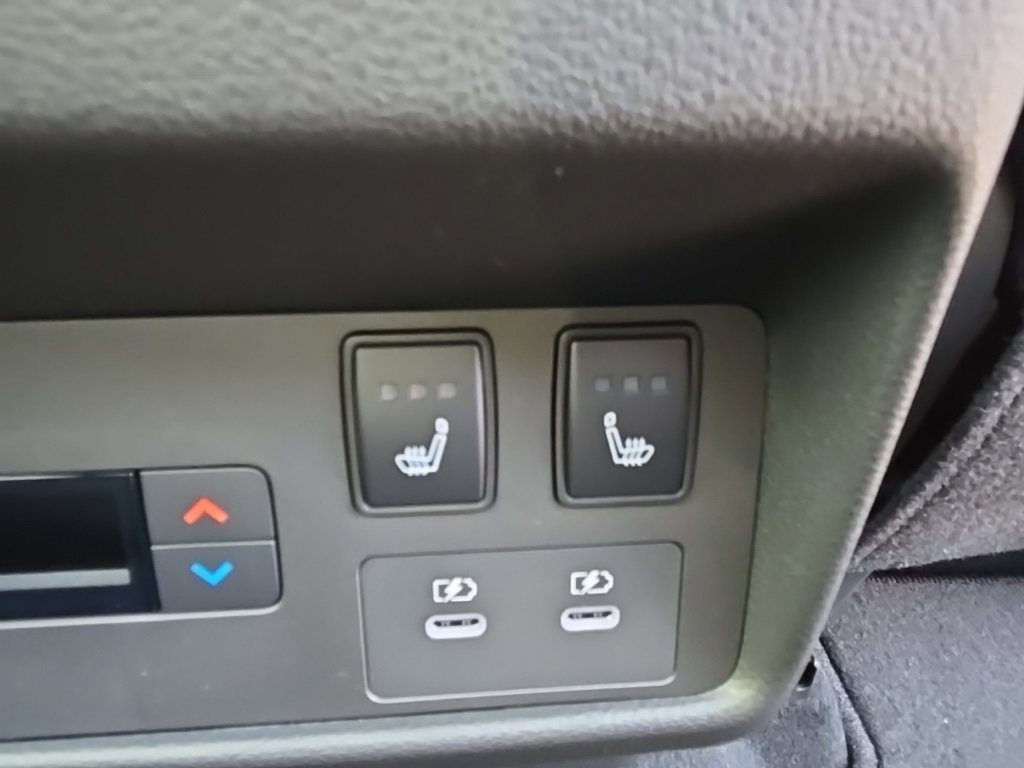 New 2026 Nissan Rogue Platinum image 33