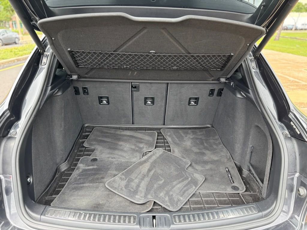 Used 2017 Porsche Macan S image 13