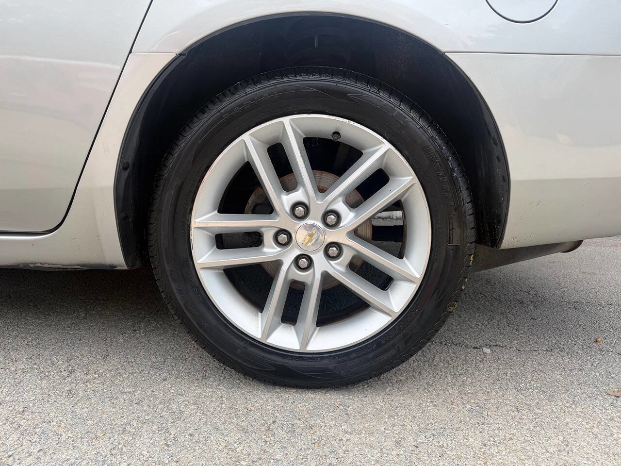 Used 2008 Chevrolet Impala LTZ FWD image 35