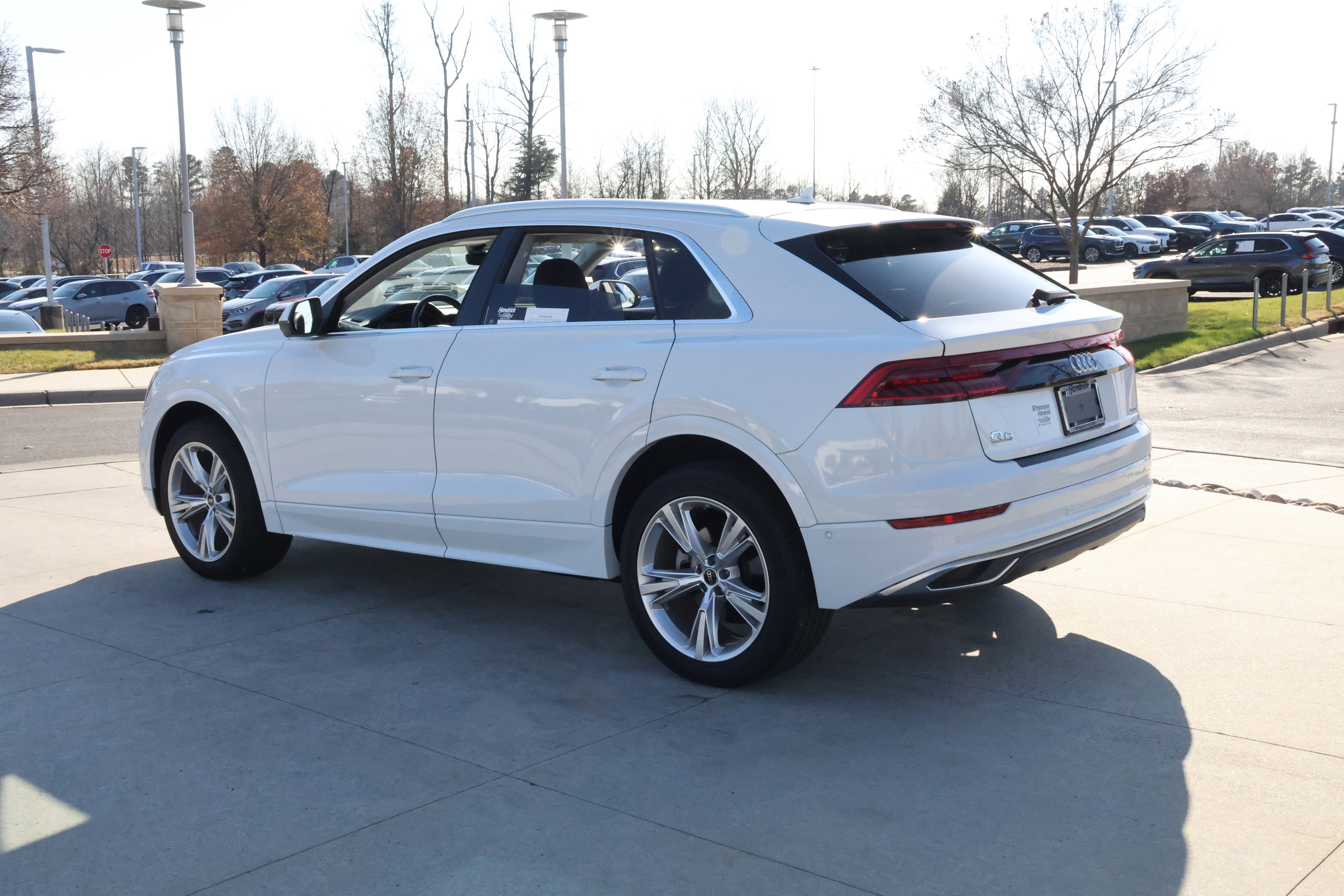 Used 2022 Audi Q8 Premium Plus image 7