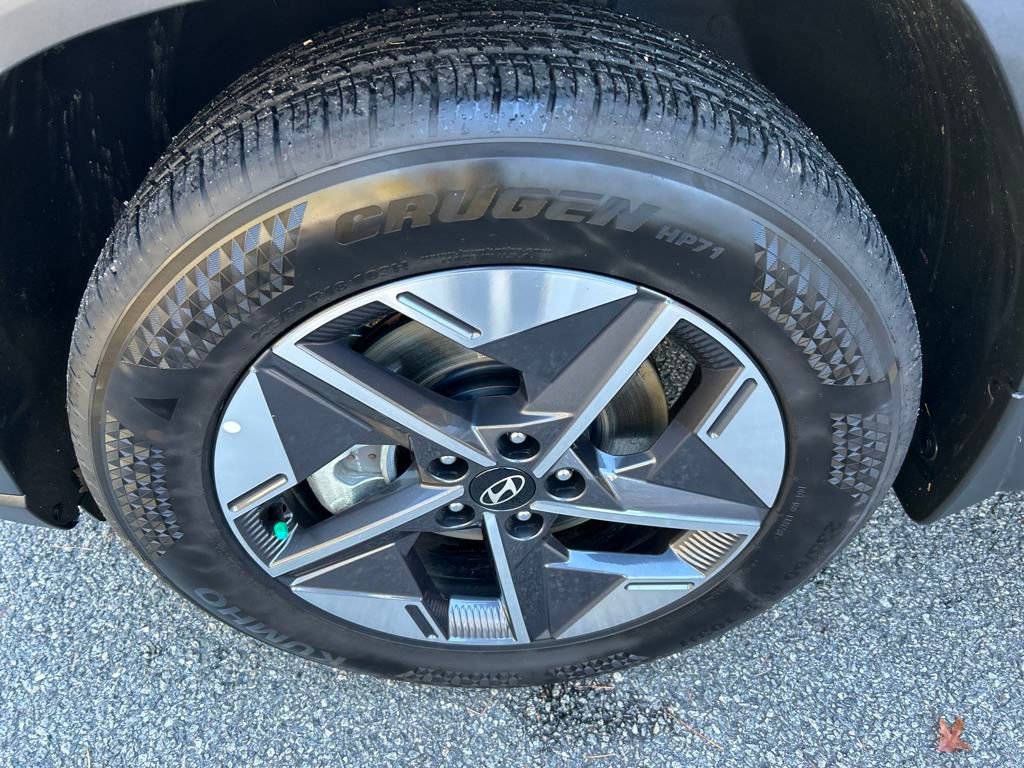 Certified 2025 Hyundai Tucson SEL image 12