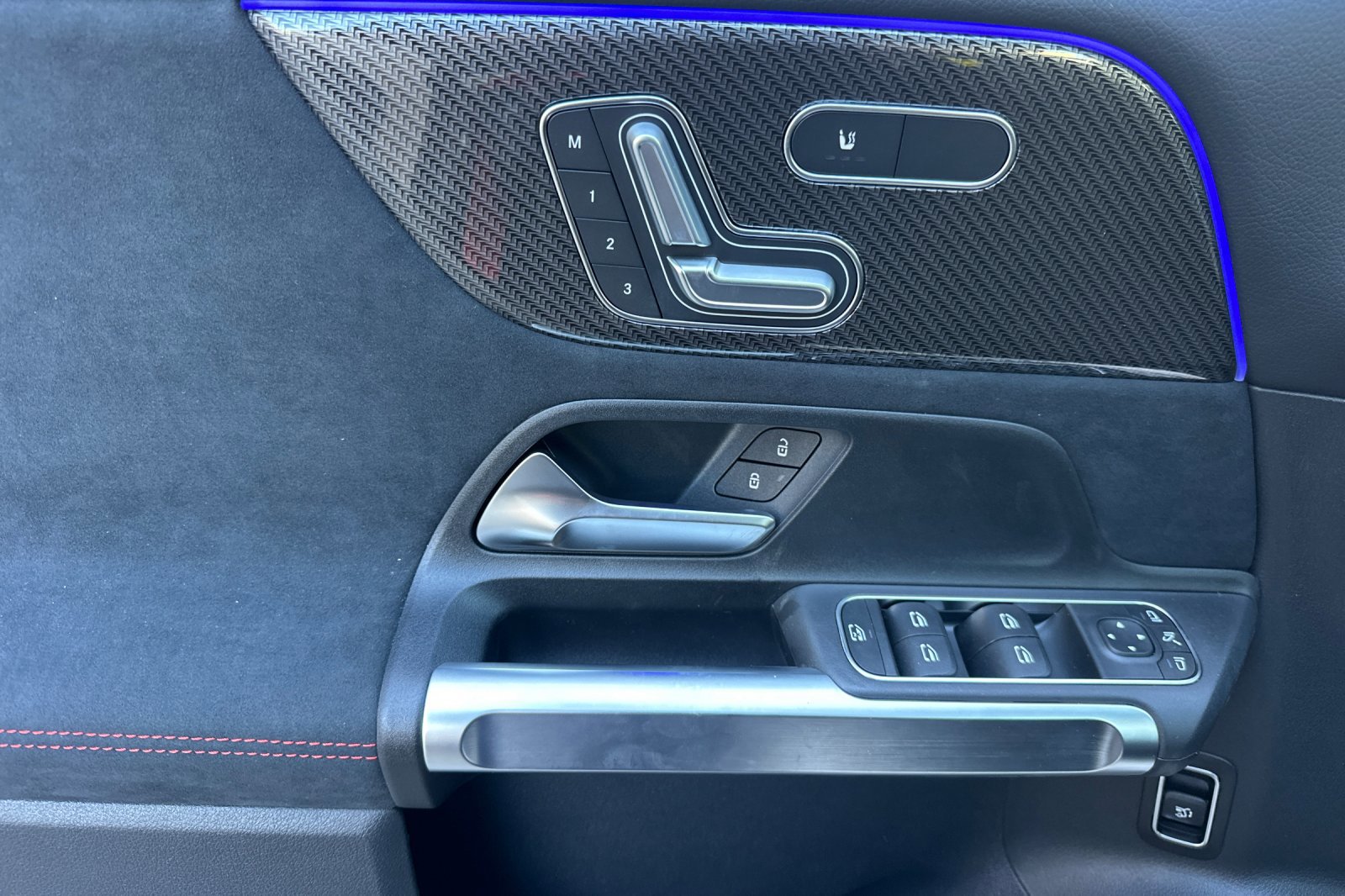 New 2026 Mercedes-Benz GLB 35 AMG 4MATIC image 13