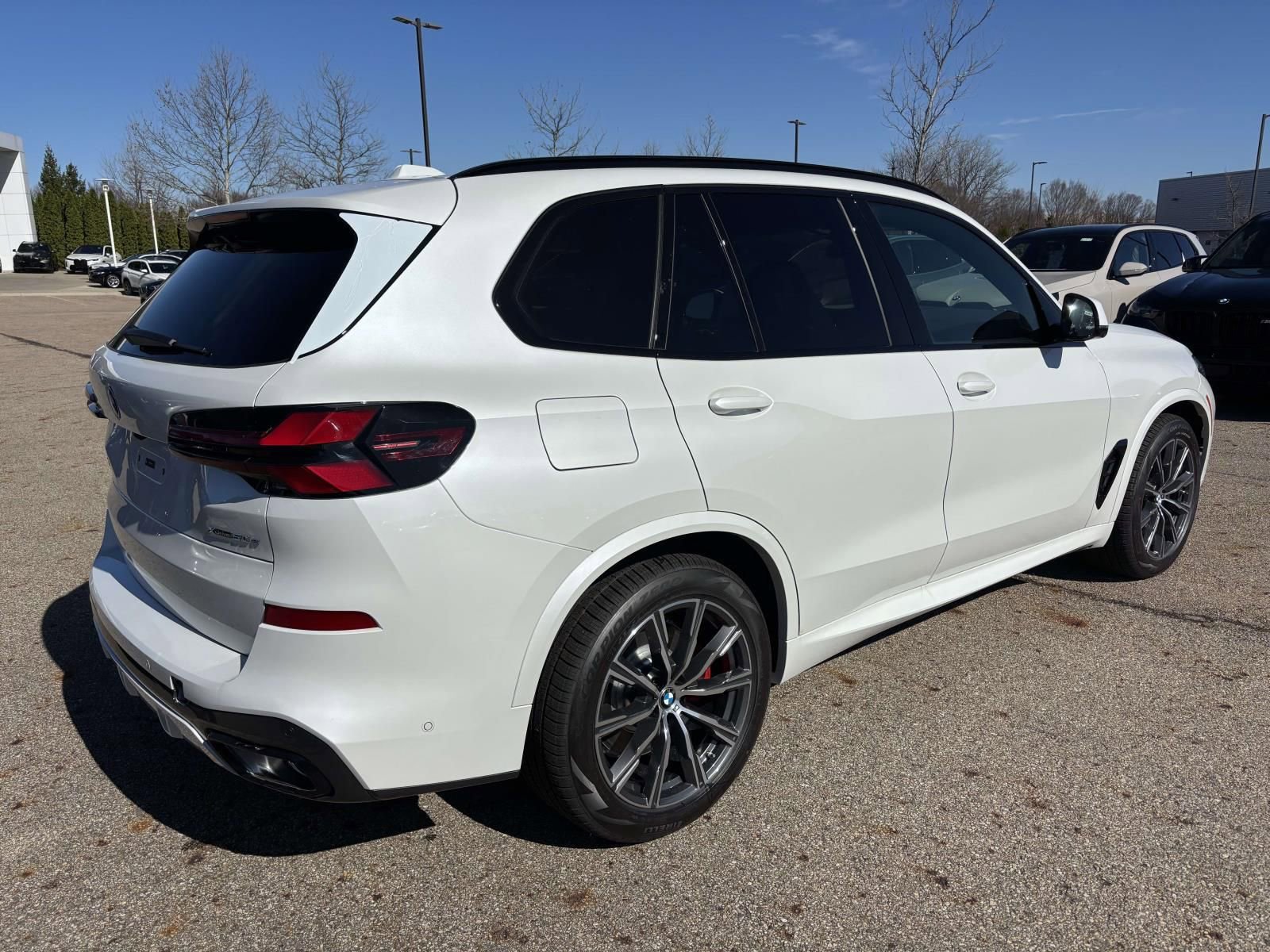 New 2026 BMW X5 xDrive50e image 5