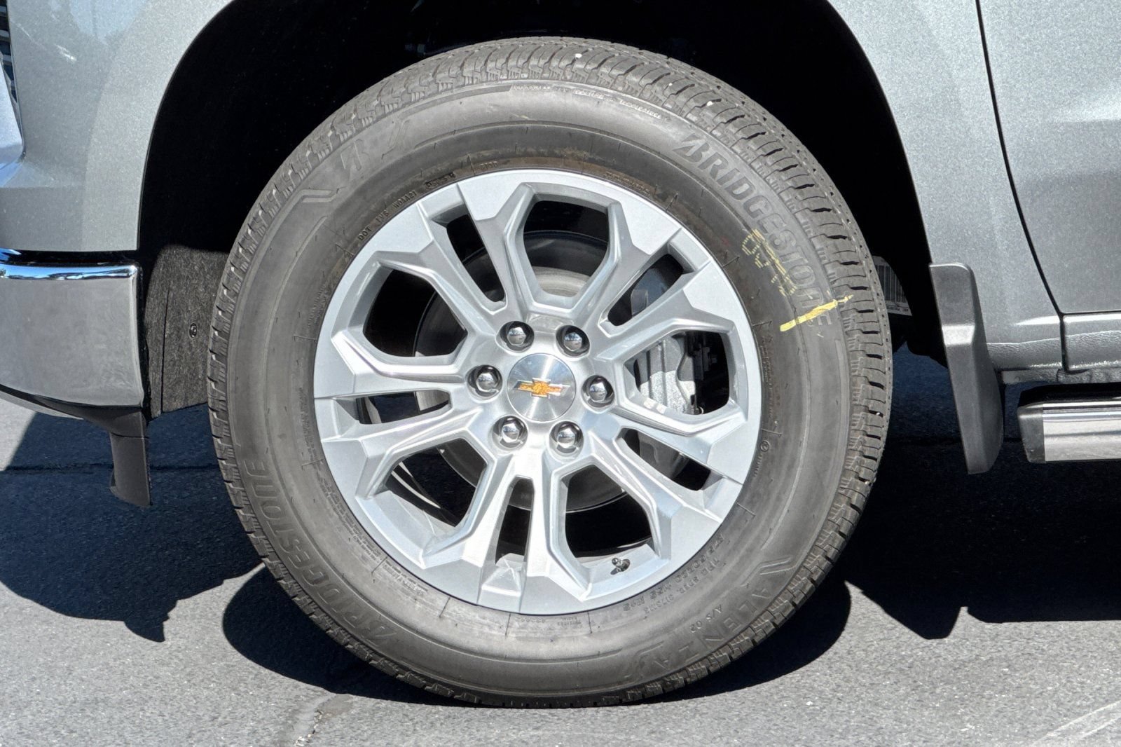 New 2026 Chevrolet Silverado 1500 LTZ w/ LTZ Premium Package AWD/4WD image 24