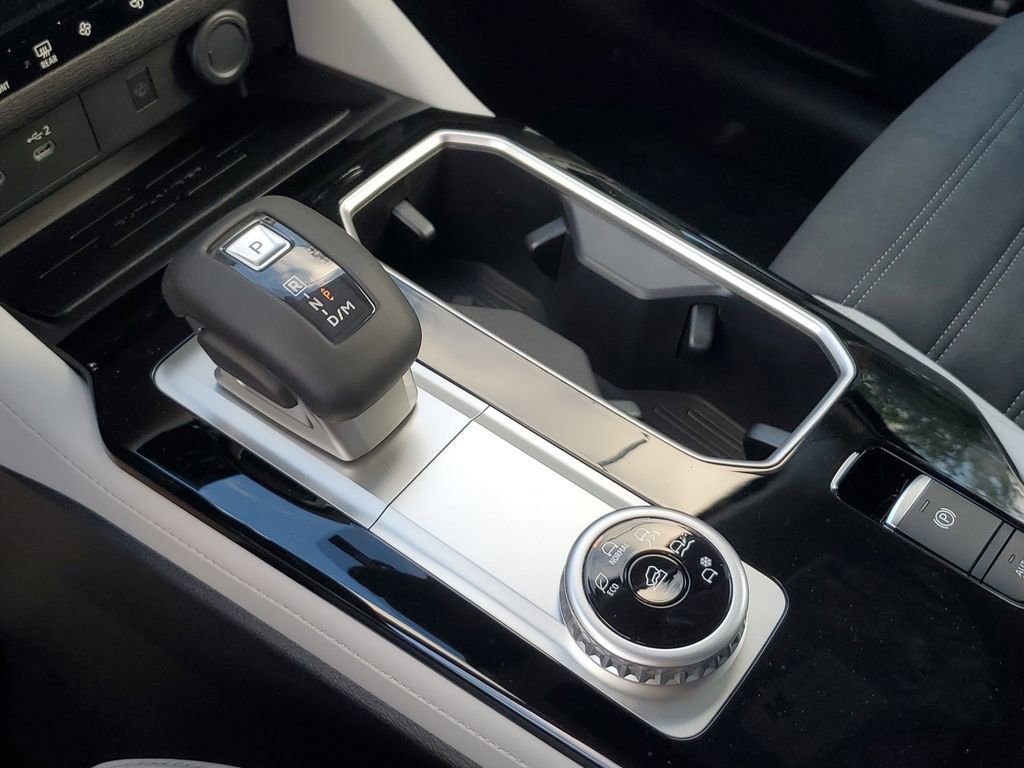 New 2026 Mitsubishi Outlander SE image 26