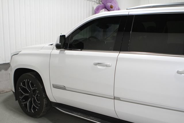 Used 2018 Cadillac Escalade ESV Luxury AWD/4WD image 31