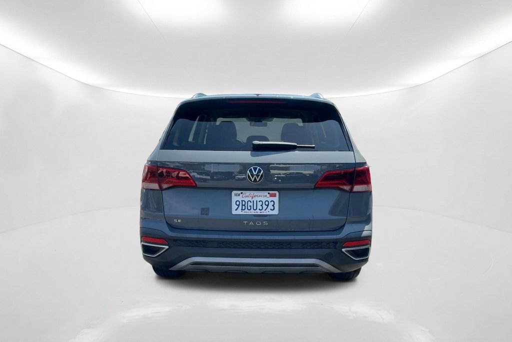 Used 2022 Volkswagen Taos SE FWD image 7