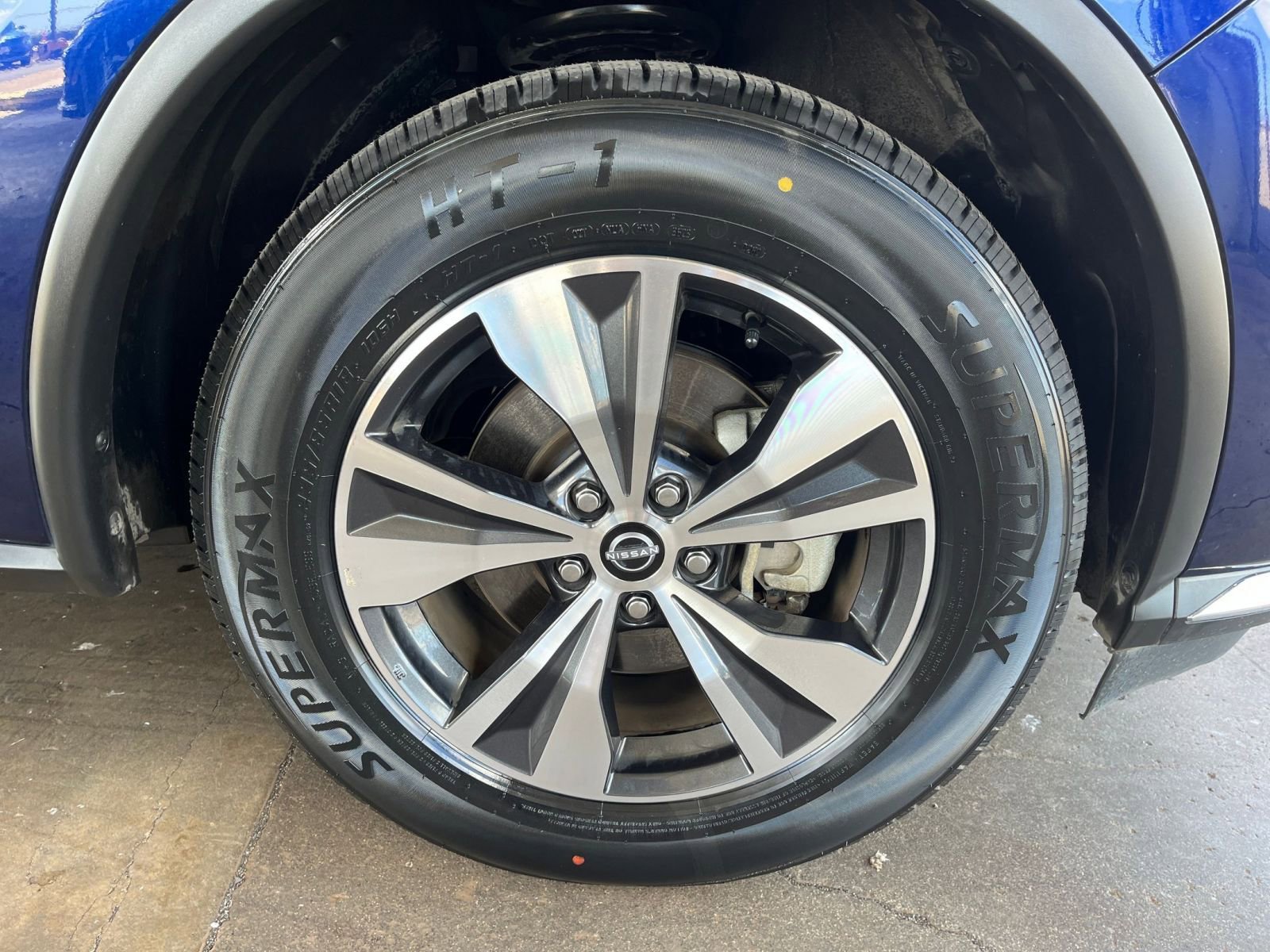 Used 2023 Nissan Murano SV image 30