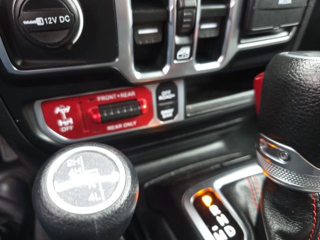 Used 2021 Jeep Wrangler Unlimited Rubicon w/ Cold Weather Group image 27