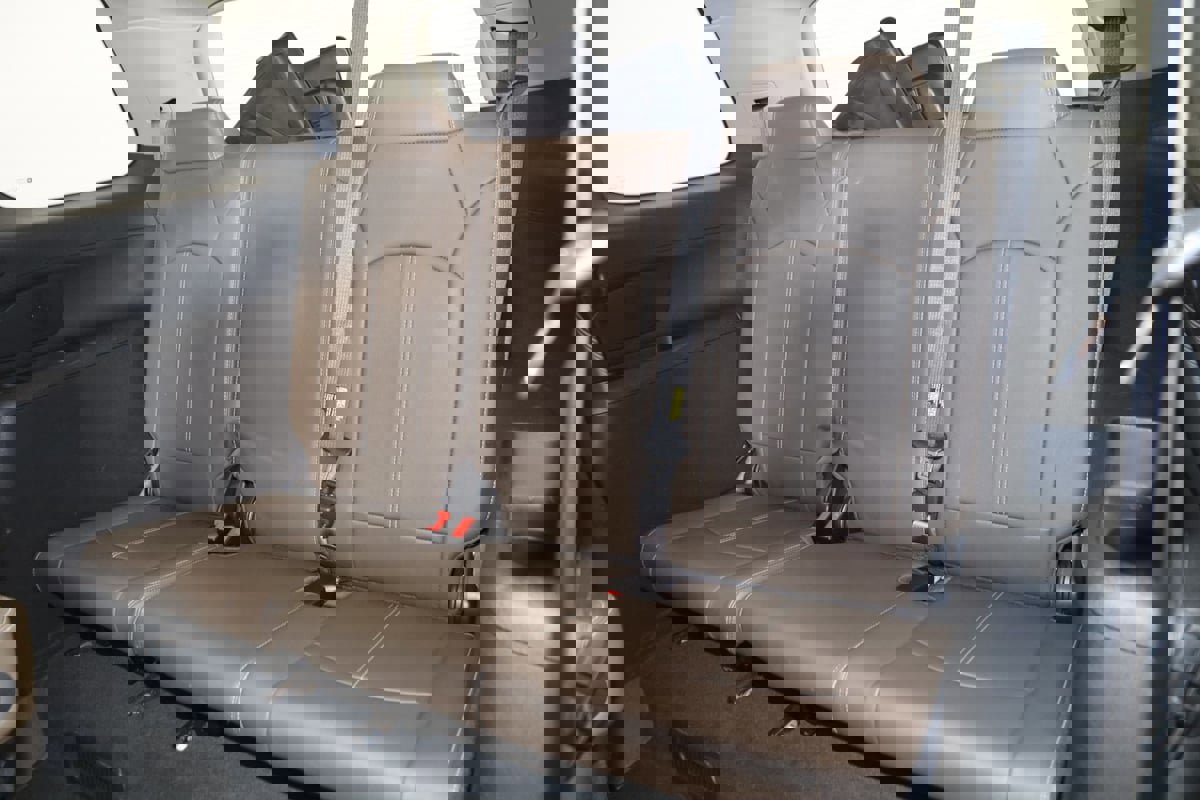 Used 2016 GMC Acadia SLT w/ Open Road Package image 47