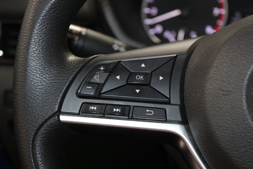 Used 2024 Nissan Sentra SV FWD image 28