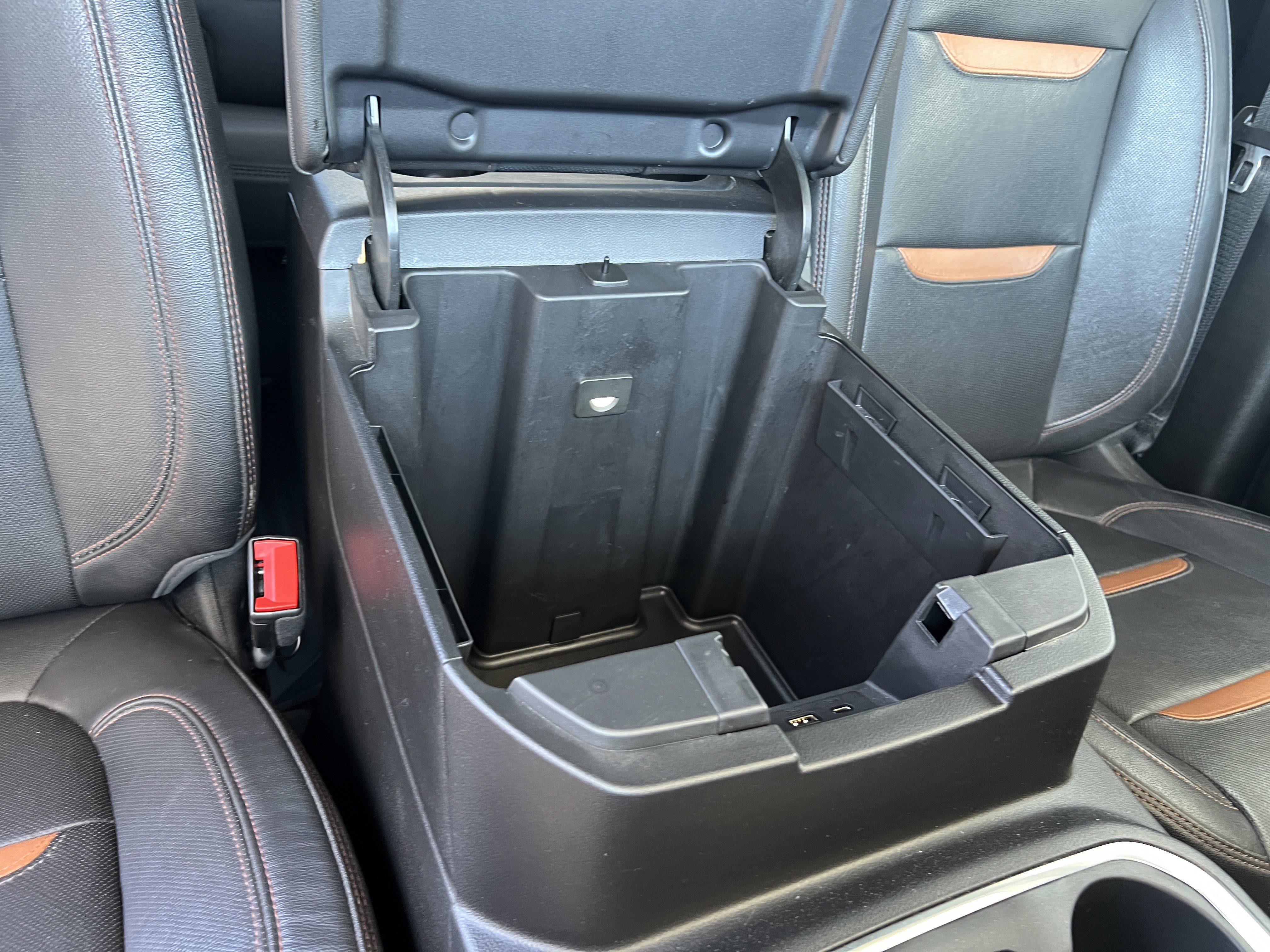 Used 2021 GMC Sierra 1500 AT4 image 25