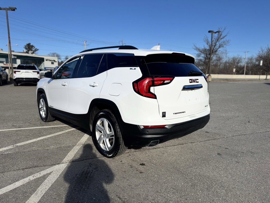 Used 2019 GMC Terrain SLE w/ Driver Convenience Package image 4
