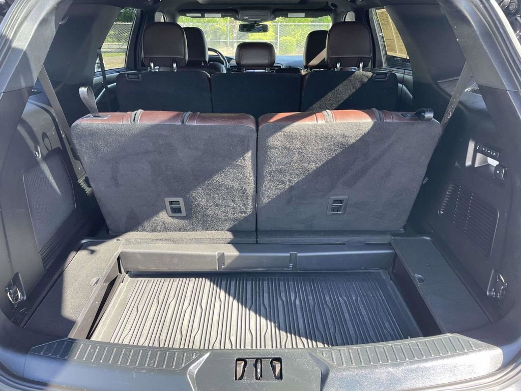Used 2020 Ford Explorer Platinum AWD/4WD image 48