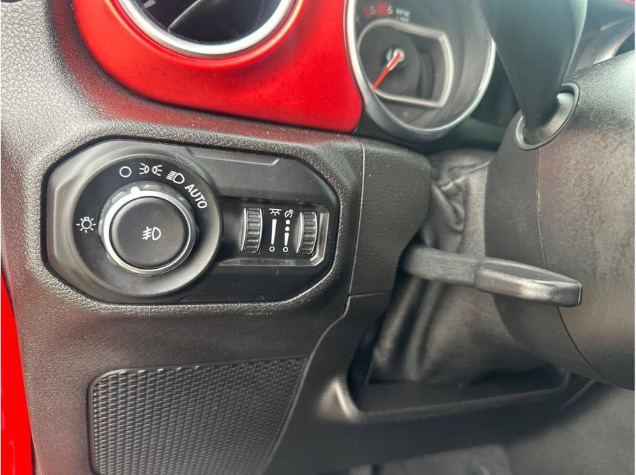 Used 2021 Jeep Wrangler Unlimited Rubicon image 24