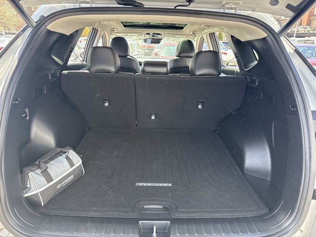 Used 2024 Hyundai Tucson Limited AWD/4WD image 7