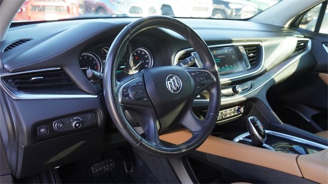 Used 2019 Buick Enclave Essence w/ LPO, Sport Appearance Package image 20