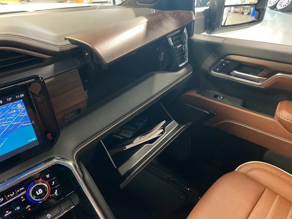 New 2025 GMC Sierra 3500 Denali Ultimate image 35