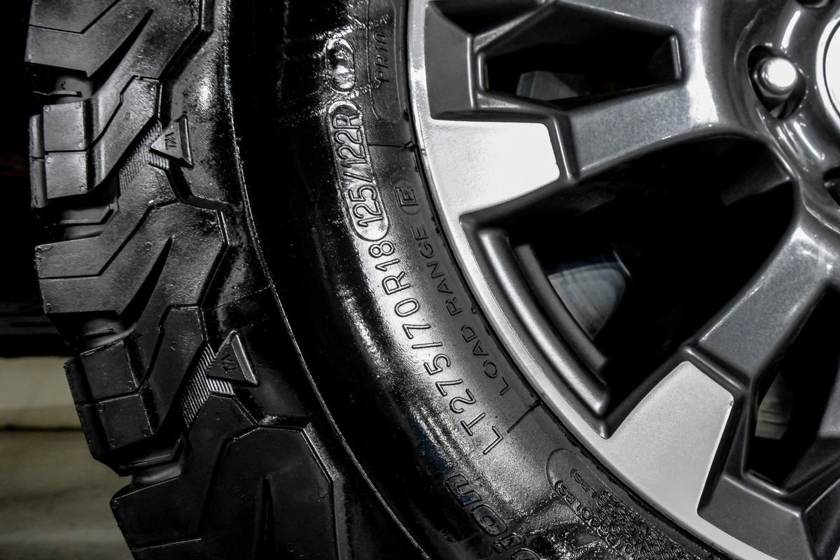 Used 2019 Nissan Titan PRO-4X image 57