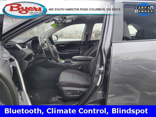 Used 2024 Toyota RAV4 XLE image 2