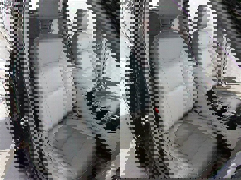 Used 2023 GMC Acadia SLT image 69