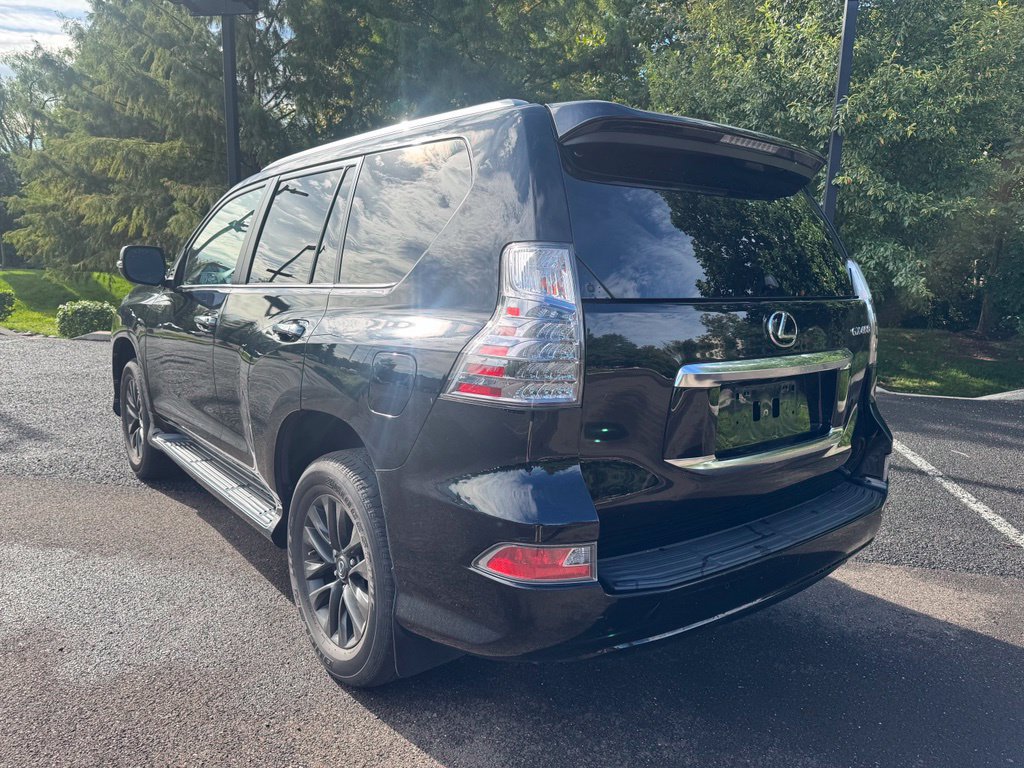 Used 2020 Lexus GX 460 Premium w/ Premium Package AWD/4WD image 3