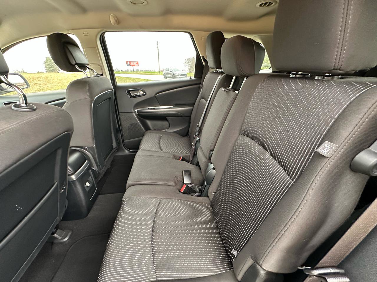 Used 2017 Dodge Journey SXT w/ Premium Group image 30